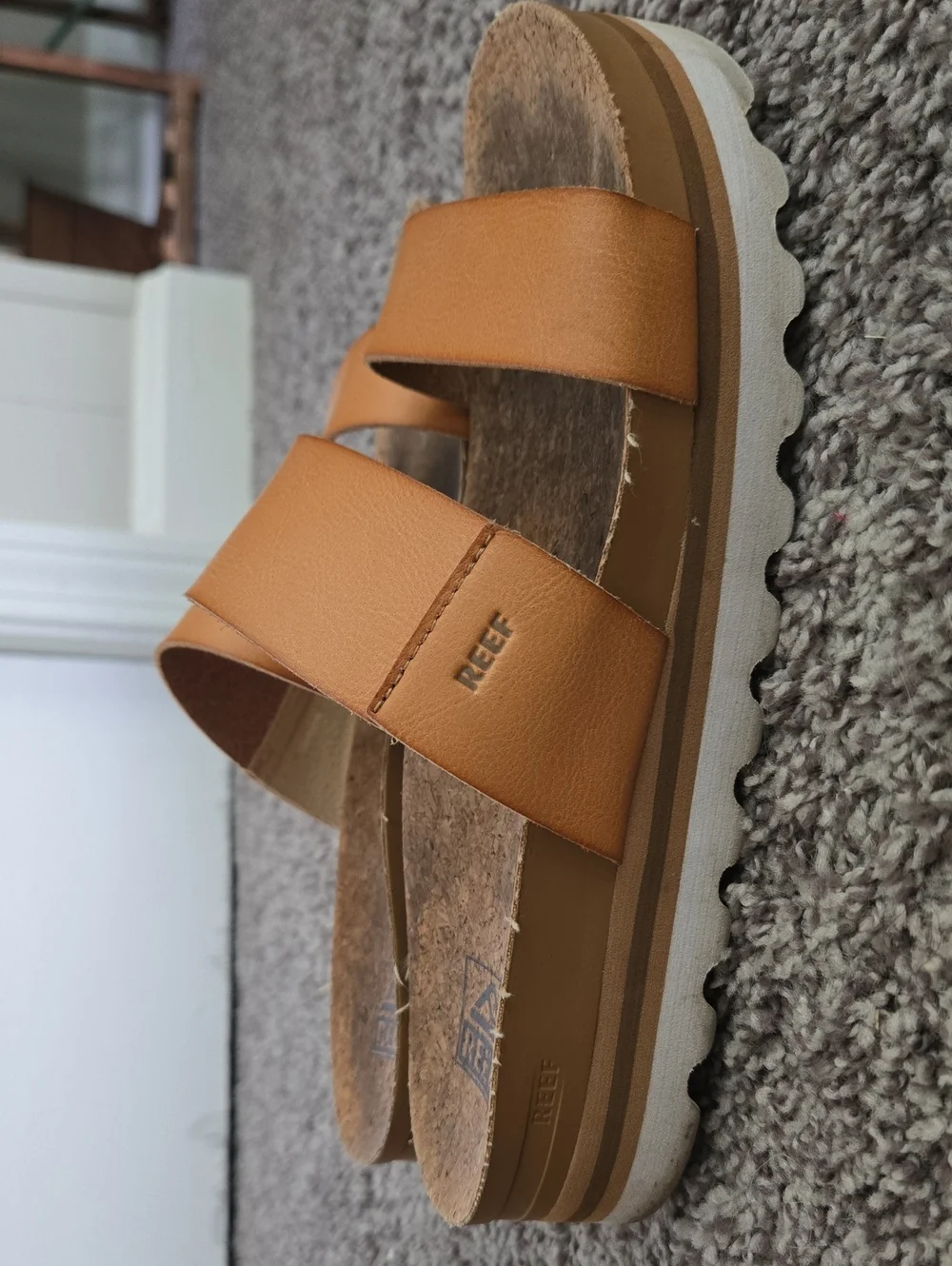 Reef Cushion Vista Hi Platform Sandals